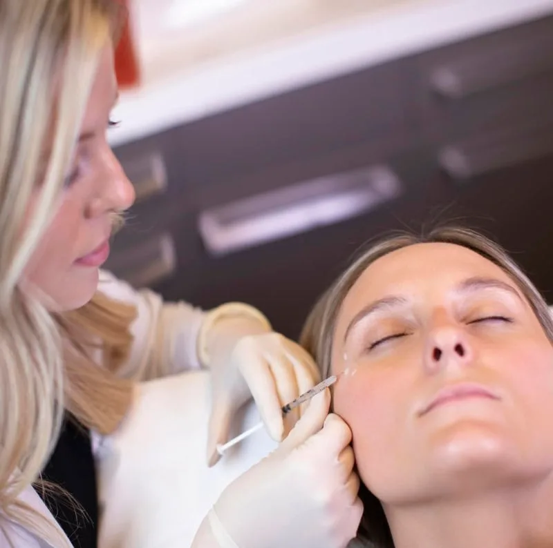 Before and after skin rejuvenation without fillers