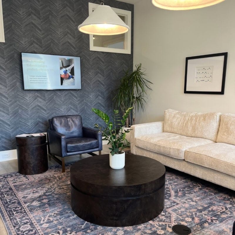 cslc-east-grand-rapids-reception-waiting-room Reception area at Cosmetic Skin & Laser Center in East Grand Rapids, MI